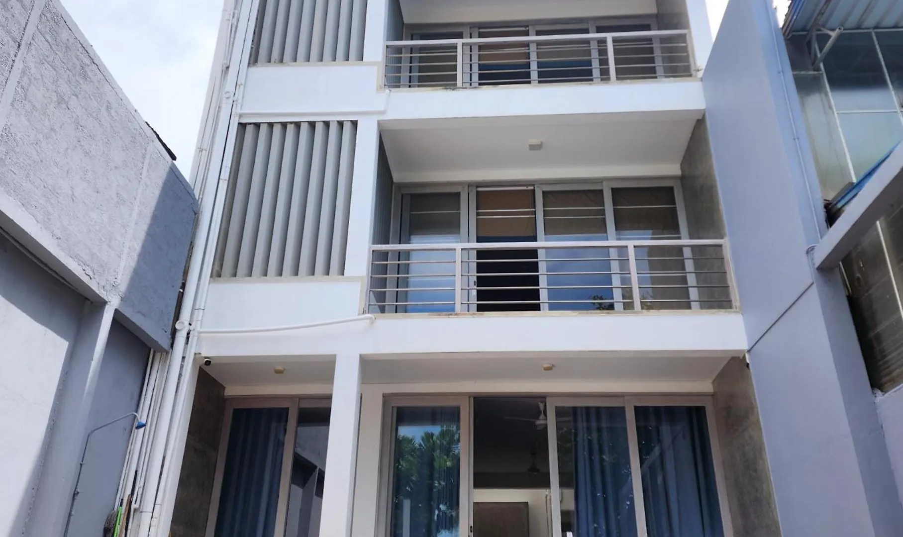 Guest house Serene Sands Villa Negombo Sri Lanka