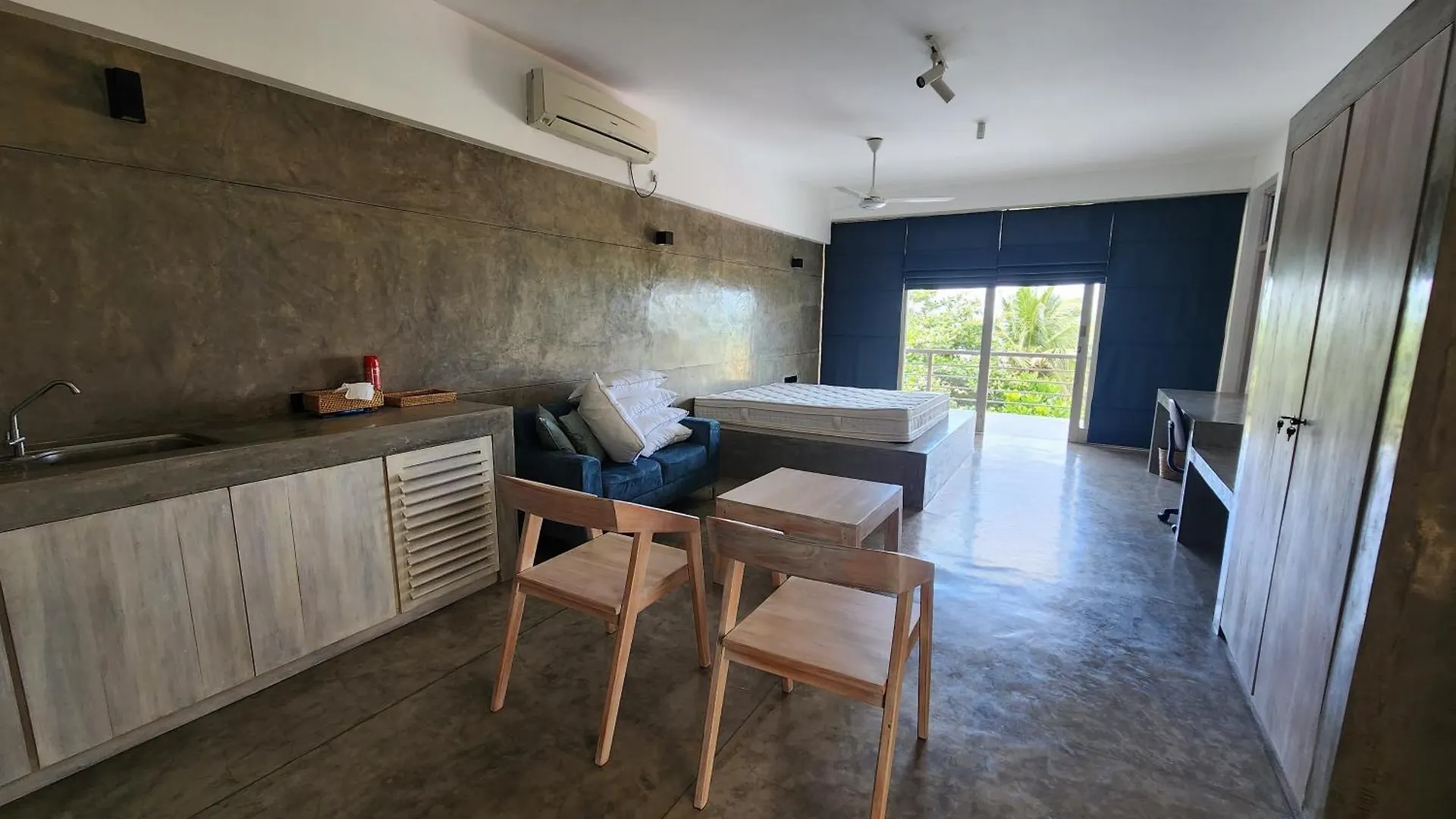 Guest house Serene Sands Villa Negombo Sri Lanka