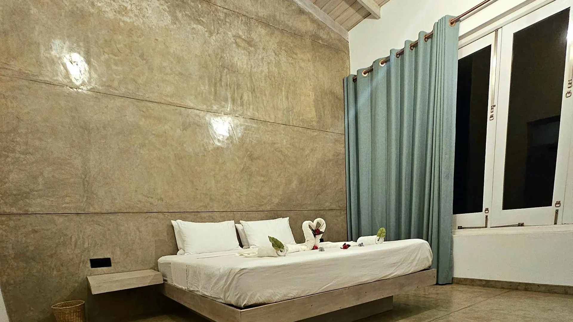 Serene Sands Villa Negombo